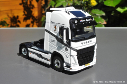 20240410-Hagens-Laura-00078