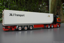 20251013-J-J-Transport-00037