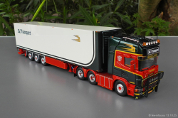 20251013-J-J-Transport-00048