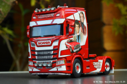 20231203-Lauratrans-00005