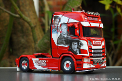 20231203-Lauratrans-00032