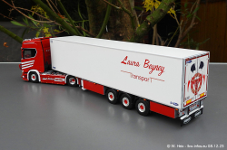 20231207-Laura-Trans-00014