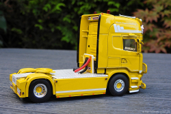 20250715-Laura-Trans-00018