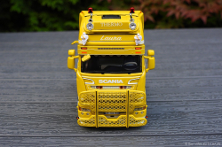 20250715-Laura-Trans-00025