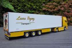 20250715-Laura-Trans-00063