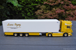 20250715-Laura-Trans-00067