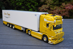 20250715-Laura-Trans-00075