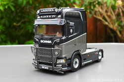 20241218-Leus-R-00040