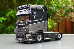 20241218-Leus-R-00041