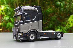 20241218-Leus-R-00042