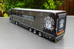 20241218-Leus-R-00090