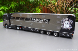 20241218-Leus-R-00095