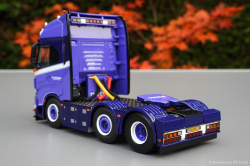 20251029-Neidhoefer-00010