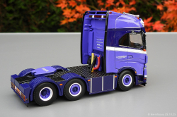 20251029-Neidhoefer-00018