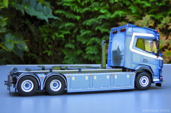 20250913-Pluymboom-00016