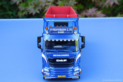 20250913-Pluymboom-00045