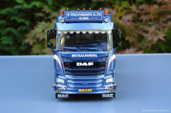 20250913-Pluymboom-00097