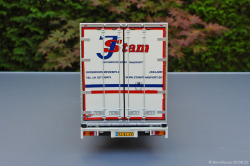 20250820-Stam-J-00027