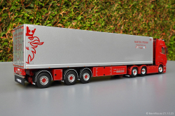 20251221-Steiner-00070