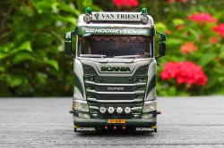 20250627-Triest-van-00027