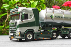 20250627-Triest-van-00032