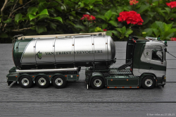 20250627-Triest-van-00064