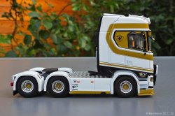 20251105-Verlhac-00020