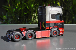 202403249-Winter-de-00268