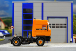 20251206-DAF-3300-orange-00021