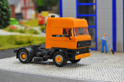 20251206-DAF-3300-orange-00022