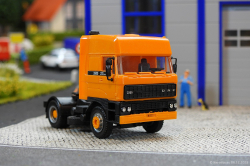 20251206-DAF-3300-orange-00025