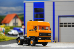 20251206-DAF-3300-orange-00026