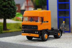 20251206-DAF-3300-orange-00031