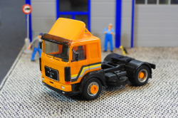 20251206-MAN-F8-19321-orange-00001