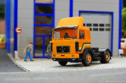 20251206-MAN-F8-19321-orange-00004