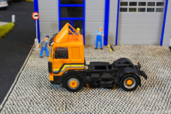 20251206-MAN-F8-19321-orange-00009