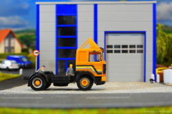 20251206-MAN-F8-19321-orange-00027