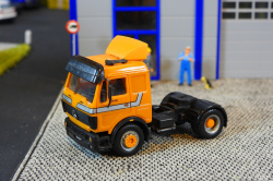 20251206-MB-NG-1838-orange-00001