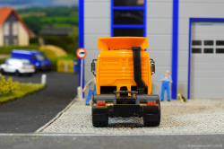 20251206-MB-NG-1838-orange-00016