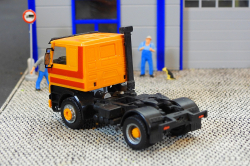 20251206-Scania-142-M-V8-orange-00011