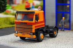 20251206-Scania-142-M-V8-orange-00031