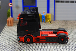 20260221-IMB-eActros-schwarz-rot-01004