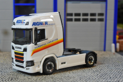 20251107-Aigner-00053