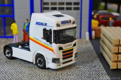 20251107-Aigner-00070