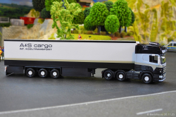 20251130-A-S-Cargo-00049