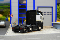 20251130-A-S-Cargo-00074