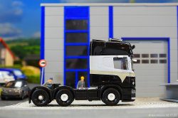 20251130-A-S-Cargo-00079