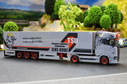 20251116-Bode-Jens-00402