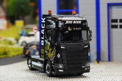 20251116-Bode-Jens-00774