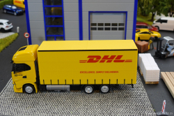 20251206-DHL-00200